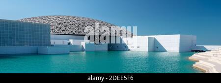 Louvre, Abu Dhabi, Émirats Arabes Unis - le célèbre musée de l'architecte français Jean Nouvel Banque D'Images