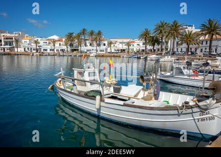 Port de pêche de Fornells à Minorque, Îles Baléares, Espagne Banque D'Images