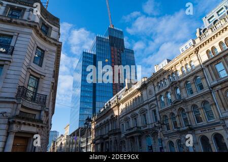 Poursuite de la construction du nouvel immeuble de bureaux 103 Colmore Row dans le quartier des affaires de Birmingham, au Royaume-Uni Banque D'Images