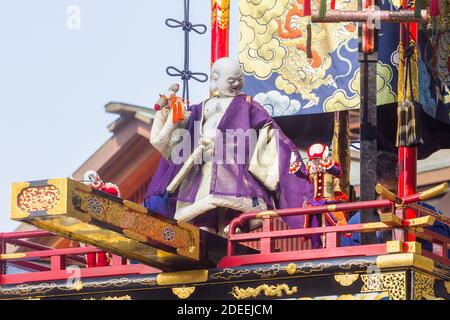 Marionnette japonaise traditionnelle pendant le Hachiman Matsuri, le festival d'automne de Takayama à Gifu, au Japon Banque D'Images