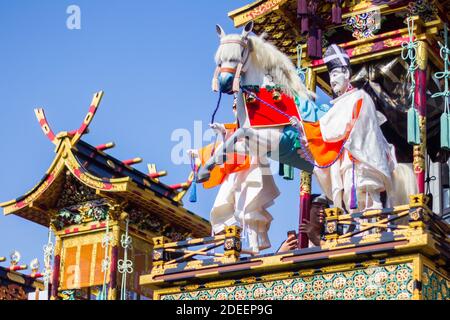 Marionnette japonaise traditionnelle pendant le Hachiman Matsuri, le festival d'automne de Takayama à Gifu, au Japon Banque D'Images