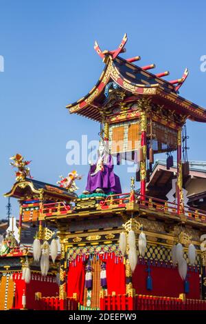 Marionnette japonaise traditionnelle pendant le Hachiman Matsuri, le festival d'automne de Takayama à Gifu, au Japon Banque D'Images