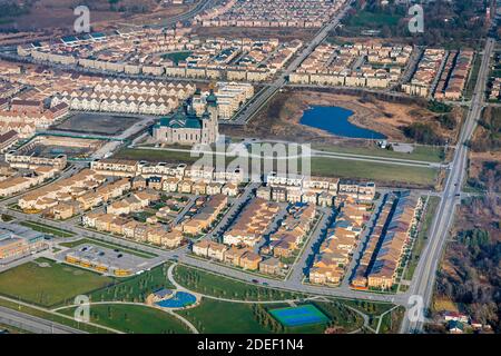 Nouveau quartier de la subdivision de Markham, entourant la cathédrale de la Transfiguration. Banque D'Images