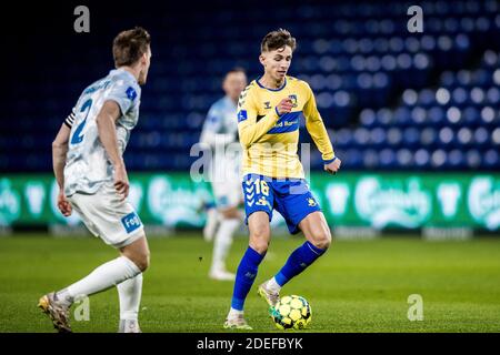 Brondby, Danemark. 30 novembre 2020. Jesper Lindstrom (18) de Broendby SI on le voit pendant le match 3F Superliga entre Broendby IF et Lyngby Boldklub au stade Brondby. (Crédit photo : Gonzales photo/Alamy Live News Banque D'Images