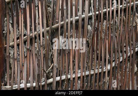 Murs de construction en bois avec lattes de bambou et plâtre de boue et d'argile d'adobe à la ville antique de Qingyan, près de Guiyang, province de Guizhou, Chine Banque D'Images