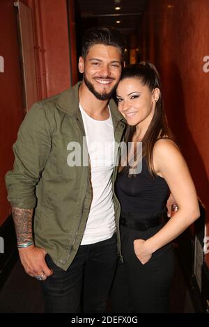 Exclusif - Rayane Bensetti et sa compagnie Denitsa Ikonomova assistent à la dernière représentation du spectacle de François-Xavier Demaison, a l'Olympia, a Paris, France, le 19 avril 2019. Photo de Jerome Domine/ABACAPRESS.COM. Banque D'Images