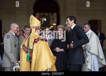 Le Prince Jean-Christophe Napoléon assiste aux services du Mémorial de Napoléon Bonaparte à la Cathédrale Saint-Louis des Invalides, à Paris, France, le 5 mai 2019. Photo par Eliot Blondt/ABACAPRESS.COM Banque D'Images