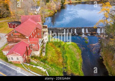 Old Mill sur Claverack Creek, Claverack-Red Mills, NY, États-Unis Banque D'Images