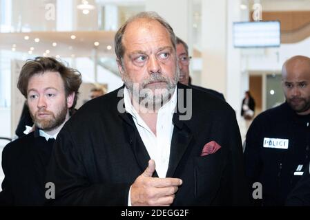 Eric Dupond-Moretti, avocat de Patrick Balkany, quitte la salle d'audience lors de son procès devant le tribunal de Paris pour fraude fiscale, blanchiment d'argent et détournement de fonds publics. Paris, France, le 13 mai 2019. Photo de Samuel Boivin/ABACAPRESS.COM Banque D'Images