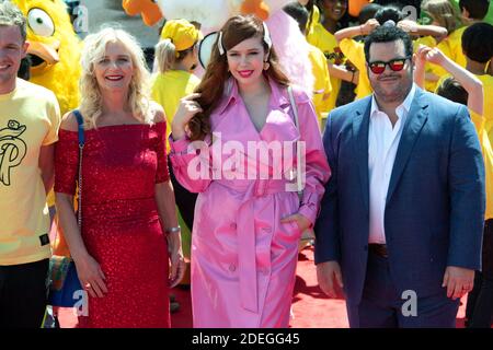 IRMA Knol, Sonia Plakidyuk et Josh Gad assistent à la Angry Birds 2 Photocall lors du 72e Festival de Cannes le 13 mai 2019. Photo d'Aurore Marechal/ABACAPRESS.COM Banque D'Images