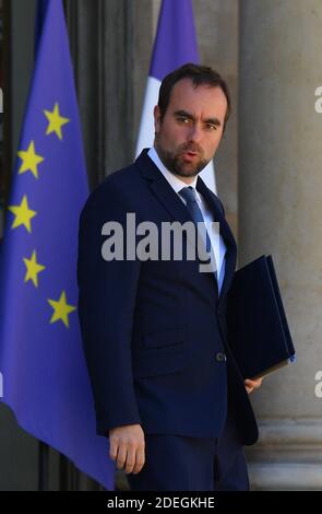 Ministre en aide au ministre de la cohésion territoriale Sébastien Lecornu quitte la réunion hebdomadaire du Cabinet au Palais de l'Elysée, Paris, France, le 15 mai 2019 photo de Christian Liewig/ABACAPRESS.COM Banque D'Images