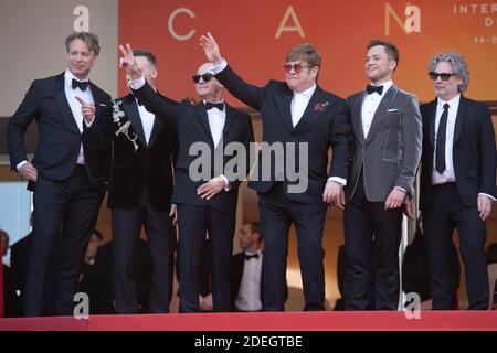 David meunter, Bernie Taupin, Sir Elton John, Taron Egerton et le casting de la première Rocketman dans le cadre du 72e Festival international de Cannes, le 16 mai 2019. Photo d'Aurore Marechal/ABACAPRESS.COM Banque D'Images