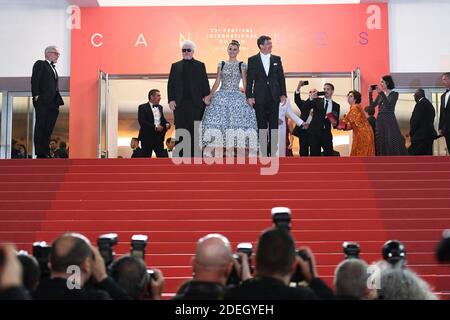 Leonardo Sbaraglia, Asier Etxeandia, Directeur Pedro Almodovar, Penelope Cruz, Antonio Banderas et Nora Navas quittant la Dolor y Gloria Premiere dans le cadre du 72e Festival International du film de Cannes, le 17 mai 2019. Photo d'Aurore Marechal/ABACAPRESS.COM Banque D'Images