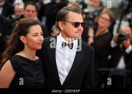 Leonardo DiCaprio et Leila Conners arrivent sur le tapis rouge de 'Oh Mercy! (Roubaix, une lumière) au Palais des Festivals de Cannes, France, le 22 mai 2019 dans le cadre du 72ème Festival de Cannes. Photo de Nicolas Genin/ABACAPRESS.COM Banque D'Images