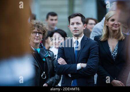 François Xavier Bellamy et Agnes Evren à la tête de la liste européenne française les Républicains. Les Républicains ( LR ) ont organisé un rassemblement avec François Xavier Bellamy, chef de la liste politique du groupe politique français les Républicains pour les élections européennes dans le sept arrondissement de Paris derrière les Invalides. Mai 24 2019. Photo de Raphael Lafargue/ABACAPRESS.COM Banque D'Images