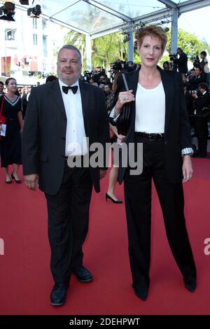 Natacha Polony et Perico Legasse assistent à la cérémonie de clôture tapis rouge dans le cadre du 72e Festival international du film de Cannes, le 25 mai 2019. Photo d'Aurore Marechal/ABACAPRESS.COM Banque D'Images