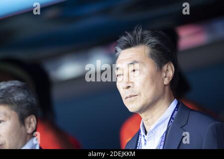 L'entraîneur chinois Jia Xiuqan (CHN) lors du match du groupe B de la coupe du monde des femmes de la FIFA 2019 entre l'Afrique du Sud et la Chine, au stade du Parc des Princes, le 13 juin 2019 à Paris, en France. Photo de Loic Baratoux/ABACAPRESS.COM Banque D'Images