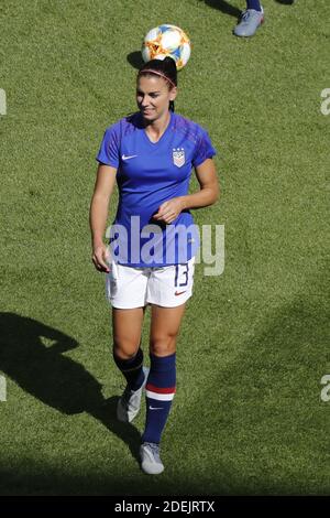 Alex Morgan des États-Unis lors du match de football de la coupe du monde des femmes de la FIFA 2019 Groupe F, USA vs Chili au Parc des Princes, Paris, France, le 16 juin 2019. Les États-Unis ont gagné 3-0. Photo de Henri Szwarc/ABACAPRESS.COM Banque D'Images