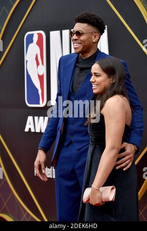 Giannis Antetokounmpo participe aux NBA Awards 2019 à Barker Hangar le 24 juin 2019 à Santa Monica, CA, États-Unis. Photo de Lionel Hahn/ABACAPRESS.COM Banque D'Images