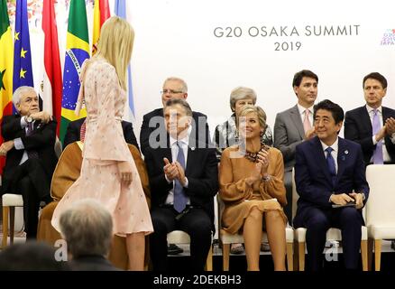 Ivanka Trump (Conseiller du Président des États-Unis), Mauricio Macri (Président de l'Argentine), la Reine Maxima des pays-Bas, Shinzo Abe (Premier ministre japonais) - événement parallèle organisé par le Premier ministre japonais, Sur le thème "promouvoir la place des femmes au travail" au centre de congrès Intex Osaka au sommet du G20 à Osaka, au Japon, le 29 juin 2019. Photo de Dominque Jacovides/Pool/ABACAPRESS.COM Banque D'Images