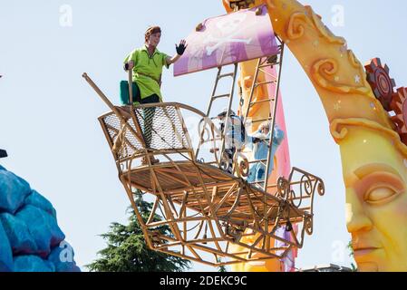 Défilent les étoiles de Disney lors de l'événement du Lion King Festival à Disneyland Paris le 29 juin 2019 à Paris, France. Photo de Nasser Berzane/ABACAPRESS.COM Banque D'Images