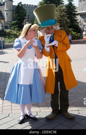 Défilent les étoiles de Disney lors de l'événement du Lion King Festival à Disneyland Paris le 29 juin 2019 à Paris, France. Photo de Nasser Berzane/ABACAPRESS.COM Banque D'Images