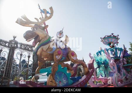 Défilent les étoiles de Disney lors de l'événement du Lion King Festival à Disneyland Paris le 29 juin 2019 à Paris, France. Photo de Nasser Berzane/ABACAPRESS.COM Banque D'Images