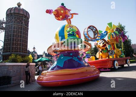 Défilent les étoiles de Disney lors de l'événement du Lion King Festival à Disneyland Paris le 29 juin 2019 à Paris, France. Photo de Nasser Berzane/ABACAPRESS.COM Banque D'Images