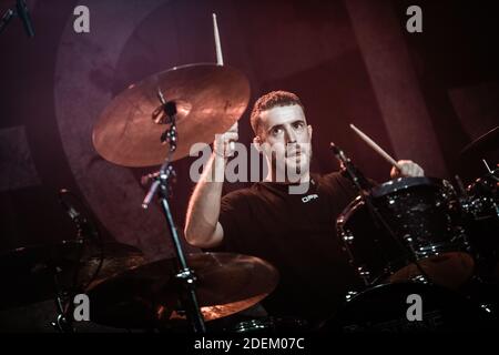 Copenhague, Danemark. 27 novembre 2020. Le groupe de Metal progressiste danois Defecto joue un concert à VEGA à Copenhague. Ici le batteur Mikkel Christensen est vu en direct sur scène. (Crédit photo: Gonzales photo - Nikolaj Bransholm). Banque D'Images