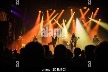 Copenhague, Danemark. 27 novembre 2020. Le groupe danois de hard rock Junkyard Drive joue un concert à VEGA à Copenhague. Ici, le chanteur Kristian Johansen est vu en direct sur scène. (Crédit photo: Gonzales photo - Nikolaj Bransholm). Banque D'Images