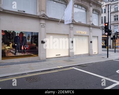 GRANDE-BRETAGNE / Angleterre / Londres / plusieurs magasins, restent vacants dans New Bond Street. Banque D'Images