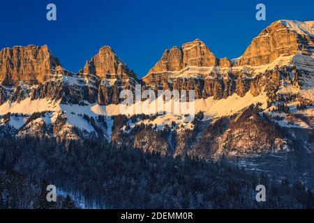 Géographie / Voyage, Suisse, Brisi, 2279 m, Zuestoll, 2235 m, Schibenstoll, 2236 m, Hinterrugg, 23, droits-supplémentaires-autorisation-Info-non-disponible Banque D'Images