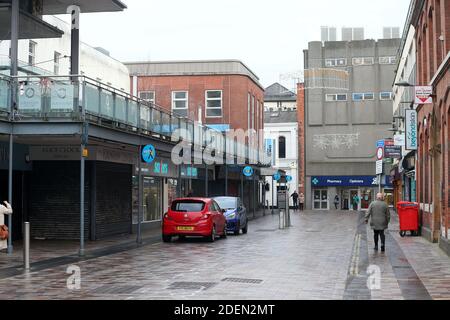 Belfast : des rues vides à la veille de la photo de Noël Mal McCann Banque D'Images