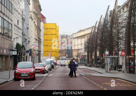 Belfast : des rues vides à la veille de la photo de Noël Mal McCann Banque D'Images