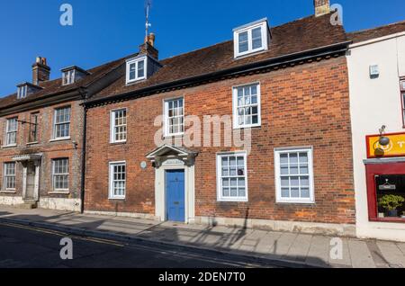 L'élévation de façade de la Maison Artisan à East Street, Blandford Forum, une ville de marché à Dorset, au sud-ouest de l'Angleterre, avec une architecture typiquement géorgienne Banque D'Images