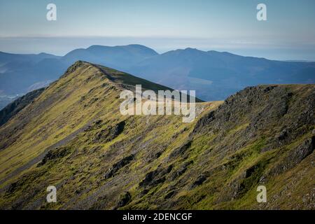 Vue sur la crête du sommet de Blencathra en anglais Lake District Banque D'Images