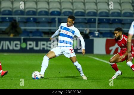 Londres, Royaume-Uni. 1er décembre 2020. QPR Chris Willock sur le ballon pendant le match de championnat de Sky Bet entre Queens Park Rangers et Bristol City au stade Loftus Road, Londres, le mardi 1er décembre 2020. (Crédit : Ian Randall | INFORMATIONS MI) crédit : INFORMATIONS MI et sport /Actualités Alay Live Banque D'Images