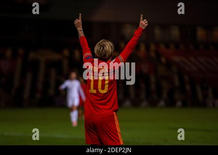 Newport, Royaume-Uni. 1er décembre 2020. Jessica Fishlock du pays de Galles fait appel de l'arbitre. Match de qualification des femmes de l'UEFA pour l'Euro 2022, groupe c, femmes du pays de Galles contre Bélarus à Rodney Parade à Newport, au sud du pays de Galles, le mardi 1er décembre 2020. Photo par Lewis Mitchell/Andrew Orchard sports photographie/Alamy Live News crédit: Andrew Orchard sports photographie/Alamy Live News Banque D'Images