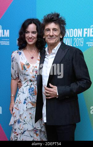 Sally Wood et Ronnie Wood assistent à la première de Somebody Up There Likes Me lors du 63e BFI London film Festival à Londres, en Angleterre, le 12 octobre 2019. Photo d'Aurore Marechal/ABACAPRESS.COM Banque D'Images