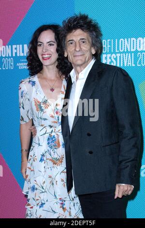 Sally Wood et Ronnie Wood assistent à la première de Somebody Up There Likes Me lors du 63e BFI London film Festival à Londres, en Angleterre, le 12 octobre 2019. Photo d'Aurore Marechal/ABACAPRESS.COM Banque D'Images