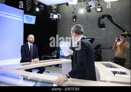 Exclusif - le chef du parti français du LREM, Stanislas Guérini, pose pour des photos avant le salon Dimanche en politique du dimanche 3 novembre 2019 à Paris, France. Photo par Eliot Blondt/ABACAPRESS.COM Banque D'Images