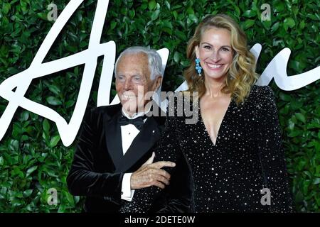 Julia Roberts et Giorgio Armani assistent aux Fashion Awards 2019 au Royal Albert Hall de Londres, en Angleterre, le 02 décembre 2019. Photo d'Aurore Marechal/ABACAPRESS.COM Banque D'Images