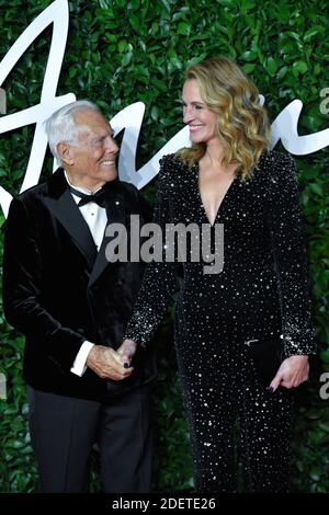 Julia Roberts et Giorgio Armani assistent aux Fashion Awards 2019 au Royal Albert Hall de Londres, en Angleterre, le 02 décembre 2019. Photo d'Aurore Marechal/ABACAPRESS.COM Banque D'Images