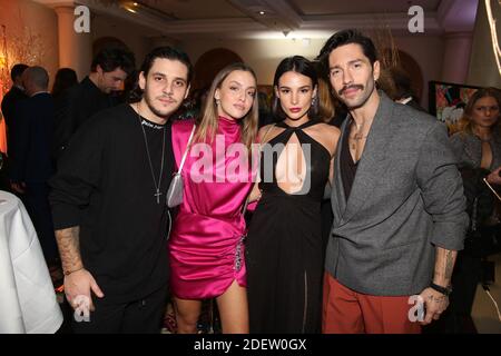 Adrien Erka et sa compagnie Carla Ginola, Jade Leboeuf et son mari Stéphane Rodrigues lors de la visite du Grand Diner à l'Hôtel Marriott Paris champs-Elysées, a Paris, France le 18 décembre 2019. Photo de Jerome Domine/ABACAPRESS.COM Banque D'Images