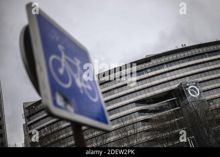 Illustration Siège de la RATP ( HQ ) le 27 décembre 2019 à Paris lors d'une grève des transports publics. Tous les syndicats de la RATP, l'autorité parisienne des transports qui gère les lignes de métro de la capitale, ont entamé une grève le 5 décembre pour protester contre la réforme des régimes de retraite et la fin de leurs régimes spéciaux. Photo par Eliot Blondt/ABACAPRESS.COM Banque D'Images