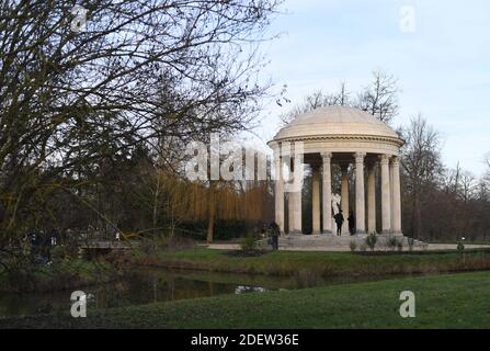 Illustration du Temple de l'Amour : Temple de l'Amour au petit Trianon au Château de Versailles en France le 29 décembre 2019. Photo de Christian Liewig/ABACAPRESS.COM Banque D'Images