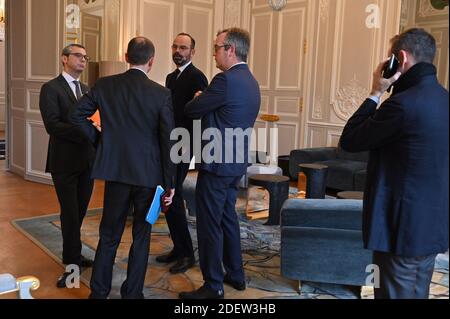 Conseil des ministres Edouard Phhilippe Charles HufnagelAlexis Kohler (sectaire général de l'Elysée) Zelia Cesarion Sibeth N Daye porte parole Thomas Fatome dir CAB adjoint préparation du point de presse hébdomadaire - une semaine avec le Premier ministre Edouard Philippe - Paris, France. Photo Elodie Gregoire/ABACAPRESS.COM Banque D'Images