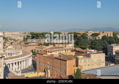 Vue panoramique depuis les monuments de la Cité du Vatican. Banque D'Images