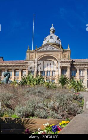 L'hôtel de ville de Birmingham a ouvert ses portes en 1834 et est maintenant utilisé comme salle de concert, Victoria Square, Birmingham. West Midlands, Angleterre Banque D'Images