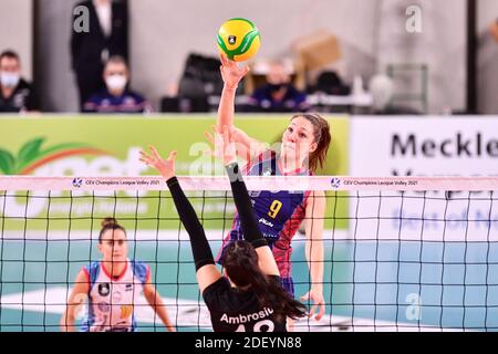 Palazzetto dello Sport, Scandicci, Florence, Italie, 02 décembre 2020, Marina Lubian (Savino Del Bene Scandicci) pendant SSC Palmberg Schwerin vs Savino Del Bene Scandicci, CEV Champions League femmes volley-ball Match - photo Lisa Guglielmi / LM crédit: LiveMedia / Alay Live News Banque D'Images